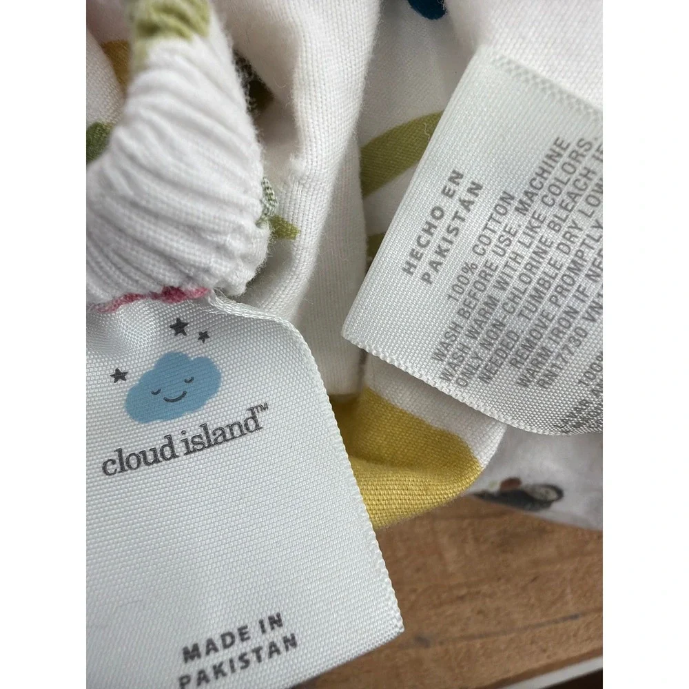 Baby‎ 2 Crib Sheets + 3 Swaddle Blankets Cotton Animal Strawberry Floal